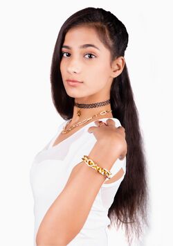 2019年DEL48プロフィール Ashley.jpg