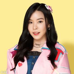 2020年BNK48プロフィール Isarapa Thawatpakdee 2.jpg