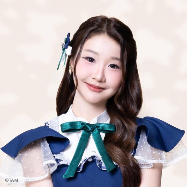 ファイル:2026年CGM48プロフィール Jingjing 2.jpg