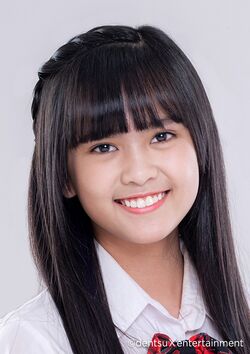2020年JKT48プロフィール Reva Fidela.jpg