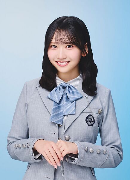 ファイル:2026年日向坂46プロフィール 藤嶌果歩.jpg