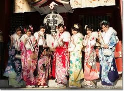 2011年1月10日に行われた神田明神での48グループ「成人の儀」。
