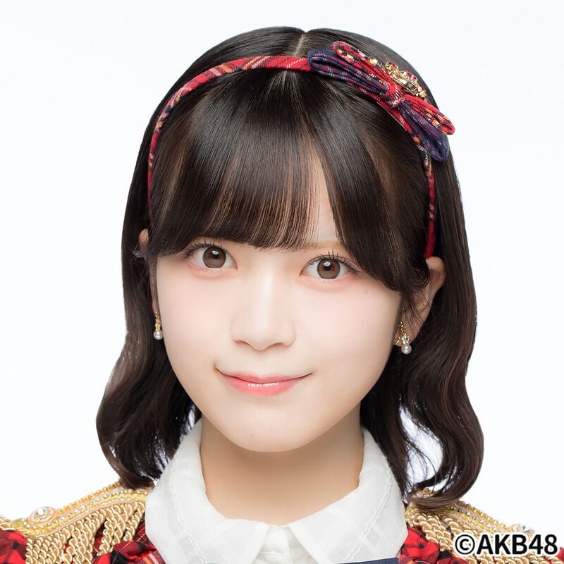 AKB48 川村結衣 AKB48劇場リニューアル記念生写真 AKB48写真集发售_新浪新闻
