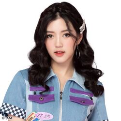 2019年BNK48プロフィール Plearnpichaya Komalarajun 2.jpg