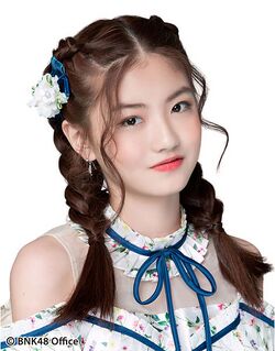 2018年BNK48プロフィール Kamonthida Rotthawinithi 2.jpg