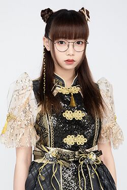 2021年AKB48 Team SHプロフィール 沈莹 3.jpg