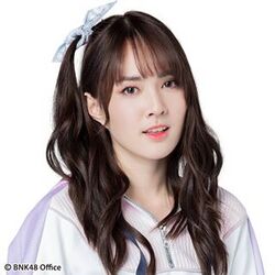 2019年BNK48プロフィール Punyawee Jungcharoen.jpg