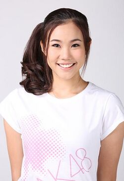 2017年BNK48プロフィール Irada Tavachphongsri.jpg