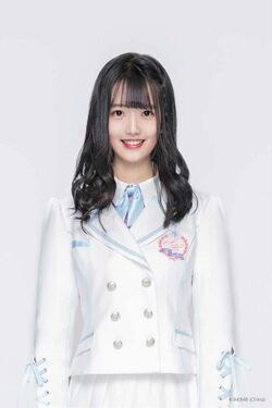 2018年AKB48 Team SHプロフィール 朱苓 1.jpg