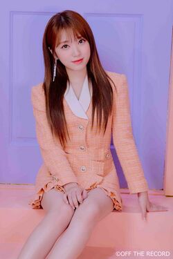 2020年IZ*ONEプロフィール 矢吹奈子 10.jpg