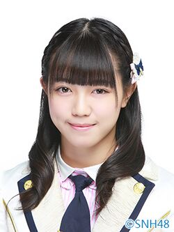 2015年SNH48プロフィール 易嘉爱 2.jpg