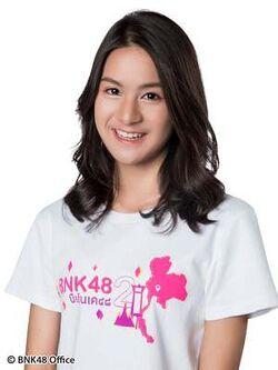 2018年BNK48プロフィール Phattharanarin Mueanarit.jpg