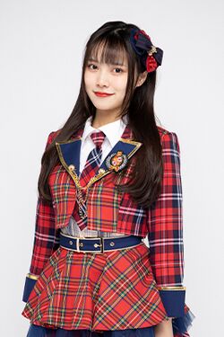 2021年AKB48 Team SHプロフィール 龚露雯 2.jpg