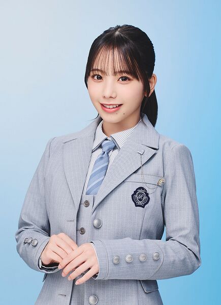 ファイル:2026年日向坂46プロフィール 下田衣珠季.jpg