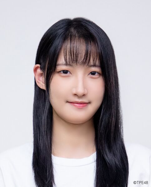 ファイル:2026年TPE48プロフィール 許淳媛.jpg