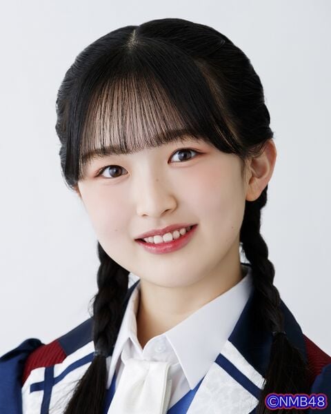 ファイル:2025年NMB48プロフィール 石山千尋.jpg