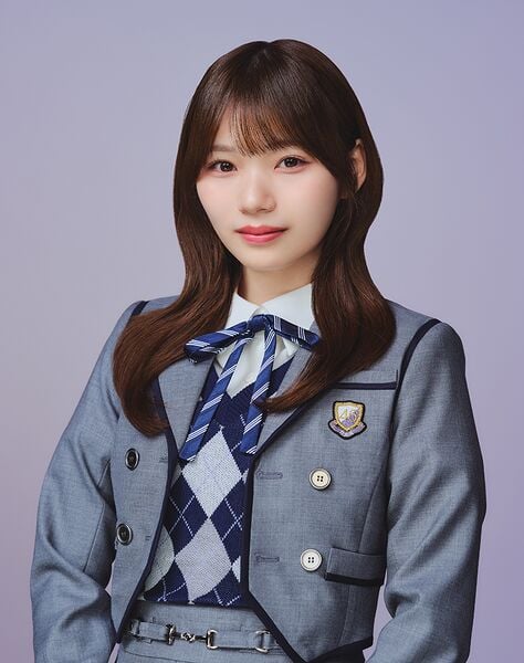 ファイル:2026年乃木坂46プロフィール 岡本姫奈 3.jpg
