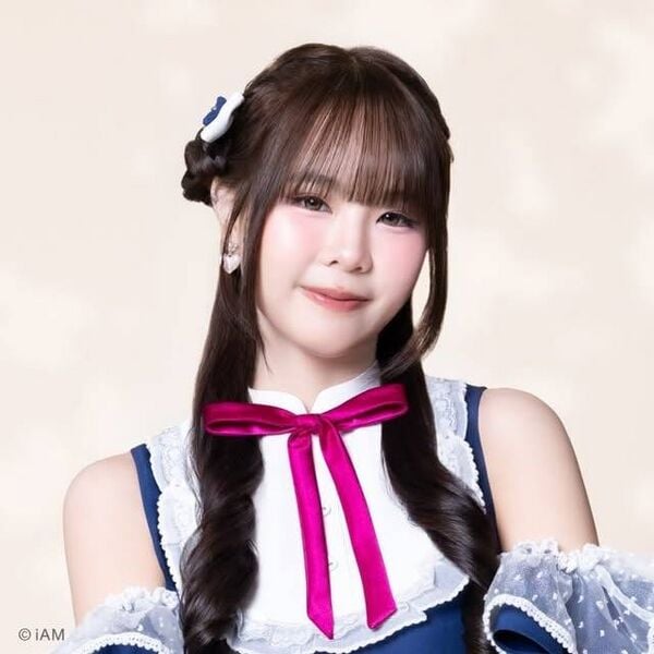 ファイル:2026年BNK48プロフィール Micha 2.jpg