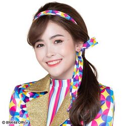 2019年BNK48プロフィール Warinrat Yolprasong 1.jpg