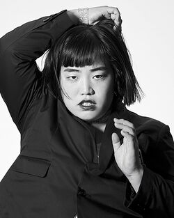 2018年吉本坂46プロフィール ゆりやんレトリィバァ 3.jpg