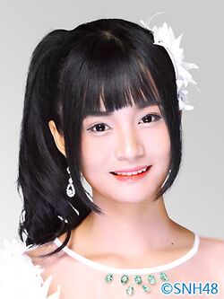 2015年SNH48プロフィール 杨冰怡 3.jpg