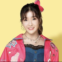 2020年BNK48プロフィール Jennis Oprasert 2.jpg
