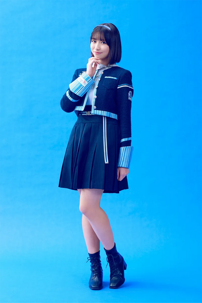 ファイル:2025年僕が見たかった青空プロフィール 八重樫美伊咲 全身.png