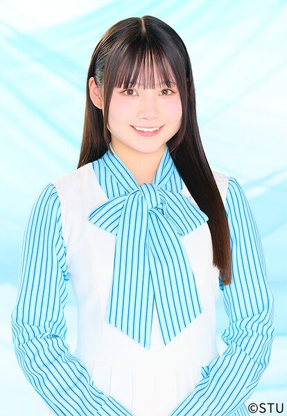 ファイル:2026年STU48プロフィール 三好真綺.jpg
