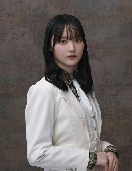 ファイル:2026年櫻坂46プロフィール 増本綺良.jpg