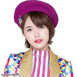 2019年BNK48プロフィール Praewa Suthamphong 1.jpg