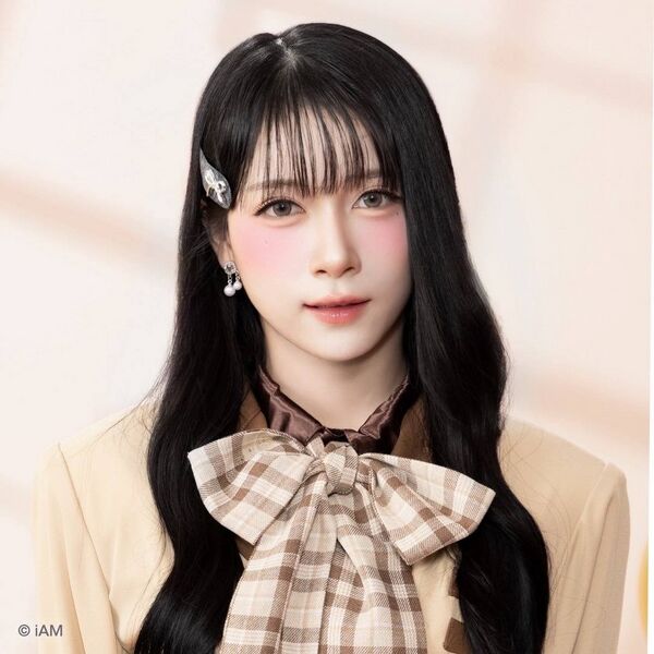 ファイル:2025年BNK48プロフィール Hoop 3.jpg