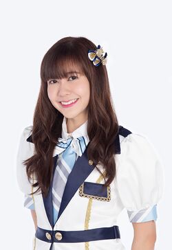 2017年BNK48プロフィール Kanteera Wadcharathadsanakul 2.jpg