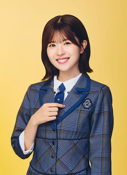 ファイル:2025年日向坂46プロフィール 松田好花 2.jpg