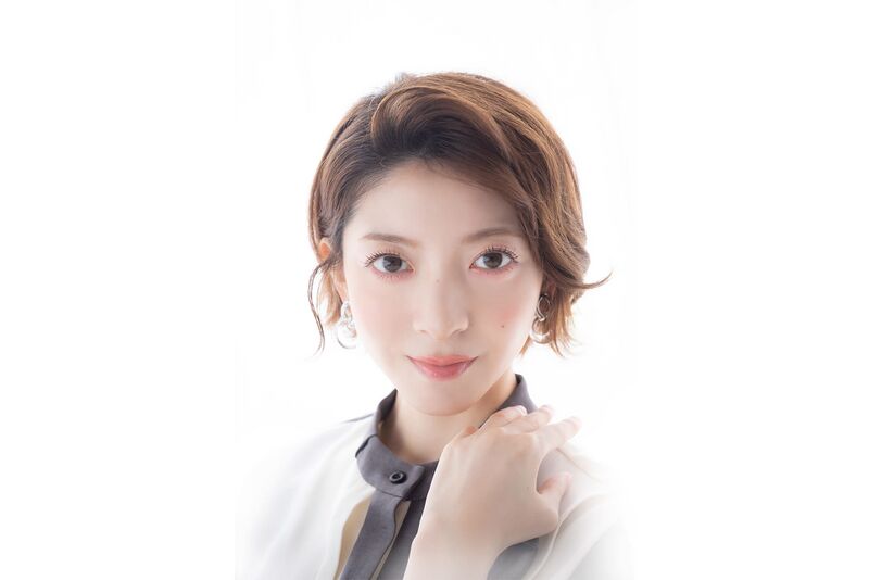 ファイル:2024年エイベックス・アスナロ・カンパニープロフィール 菅原りこ.jpg