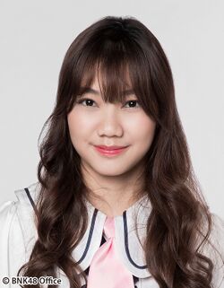 2018年BNK48プロフィール Pichayapa Natha 1.jpg