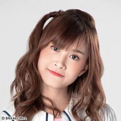 2018年BNK48プロフィール Sumitra Duangkaew 1.jpg