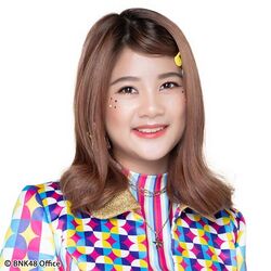 2019年BNK48プロフィール Korapat Nilprapa 1.jpg