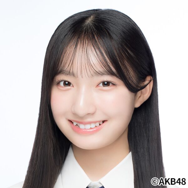 ファイル:2025年AKB48プロフィール 白鳥沙怜.jpg