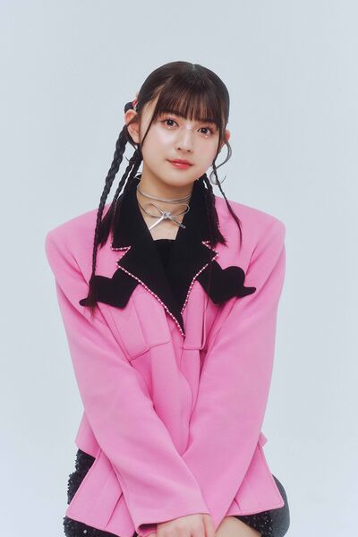 ファイル:2024年UNLAMEプロフィール HINANO 2.jpg