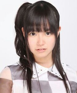 2012年乃木坂46プロフィール 中元日芽香 2.jpg