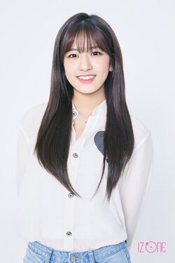 2018年IZ*ONEプロフィール An Yu Jin.jpg