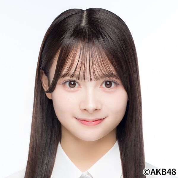 ファイル:2025年AKB48プロフィール 伊藤百花.jpg