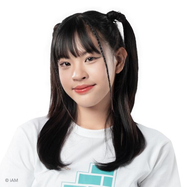 ファイル:2025年CGM48プロフィール Shenae.jpg