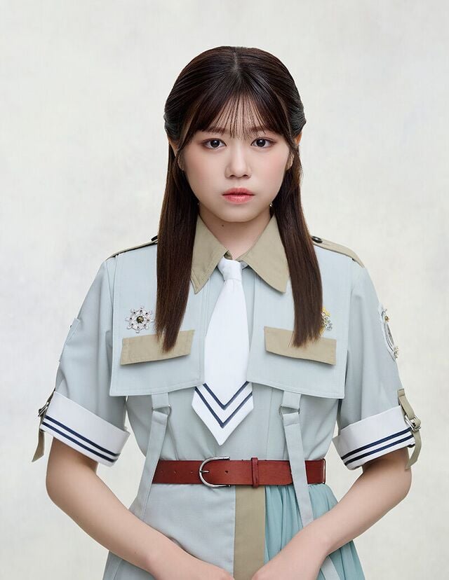 欅坂46(けやき坂46) - 櫻坂46 武元唯衣　生写真　236枚　コンプ12種 Amazon.co.jp: 武元唯衣 92枚（23コンプ）まとめ売り 欅坂46 櫻