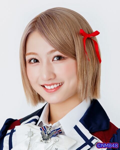 ファイル:2025年NMB48プロフィール 塩月希依音 2.jpg