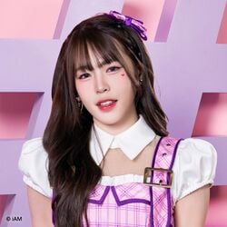 2024年BNK48プロフィール Arlee 4.jpg